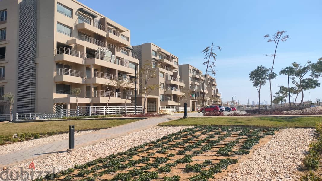for sale apartment in palm hills capital garden 197m 3bed room directly from owner ready to move very prime location and view less than company price 5