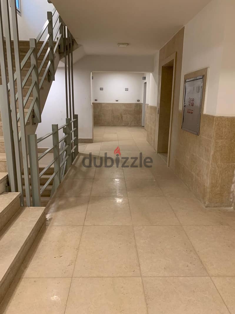 for sale apartment in palm hills capital garden 197m 3bed room directly from owner ready to move very prime location and view less than company price 8