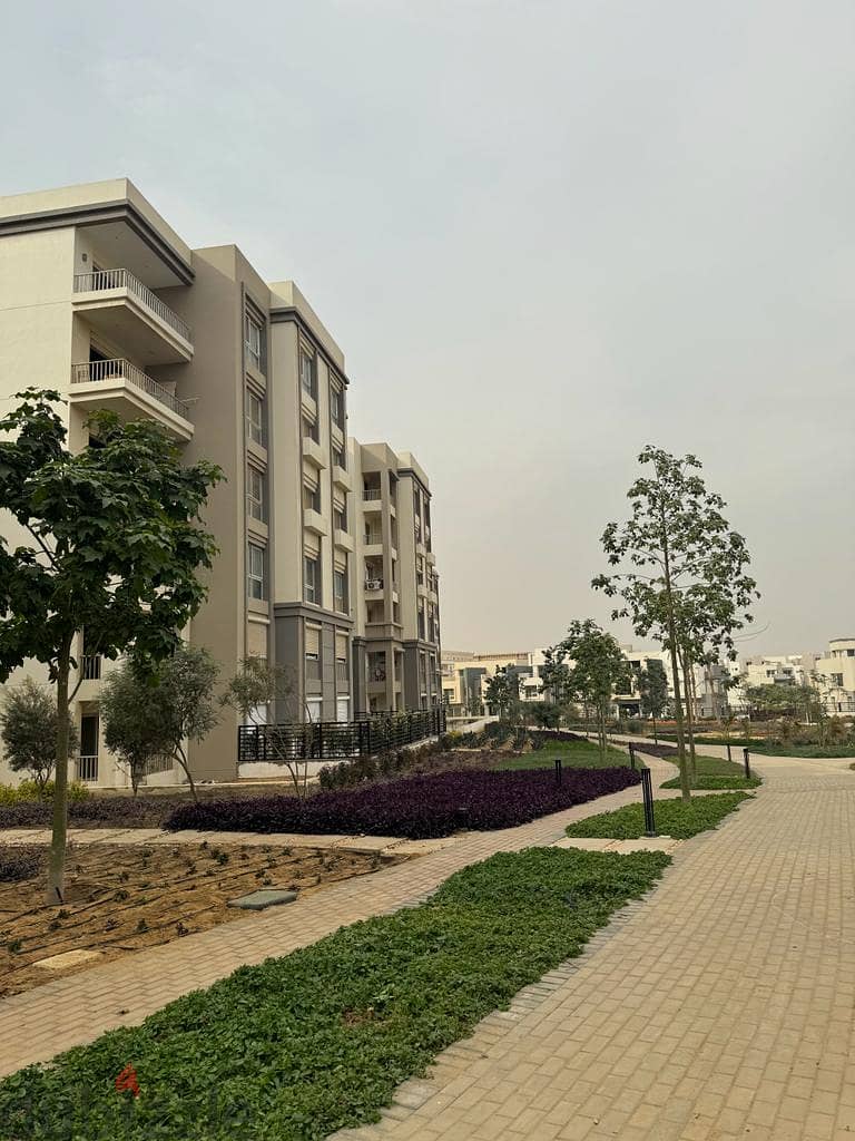 The lowest down payment for an apartment 171 sqm View landscape  in Hyde Park, with installments 5