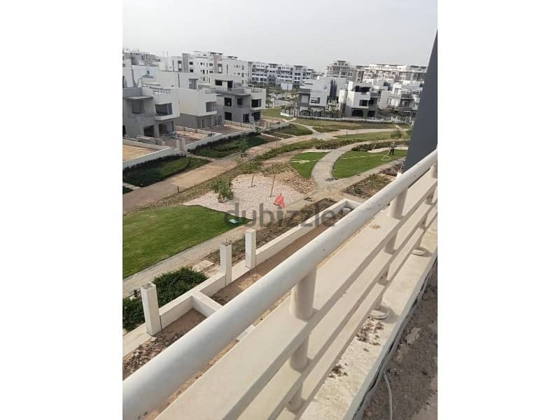 For quick sale, the lowest price for a townhouse in Hyde Park, almost ready to move  with  installments With distinctive view landscape and features 3