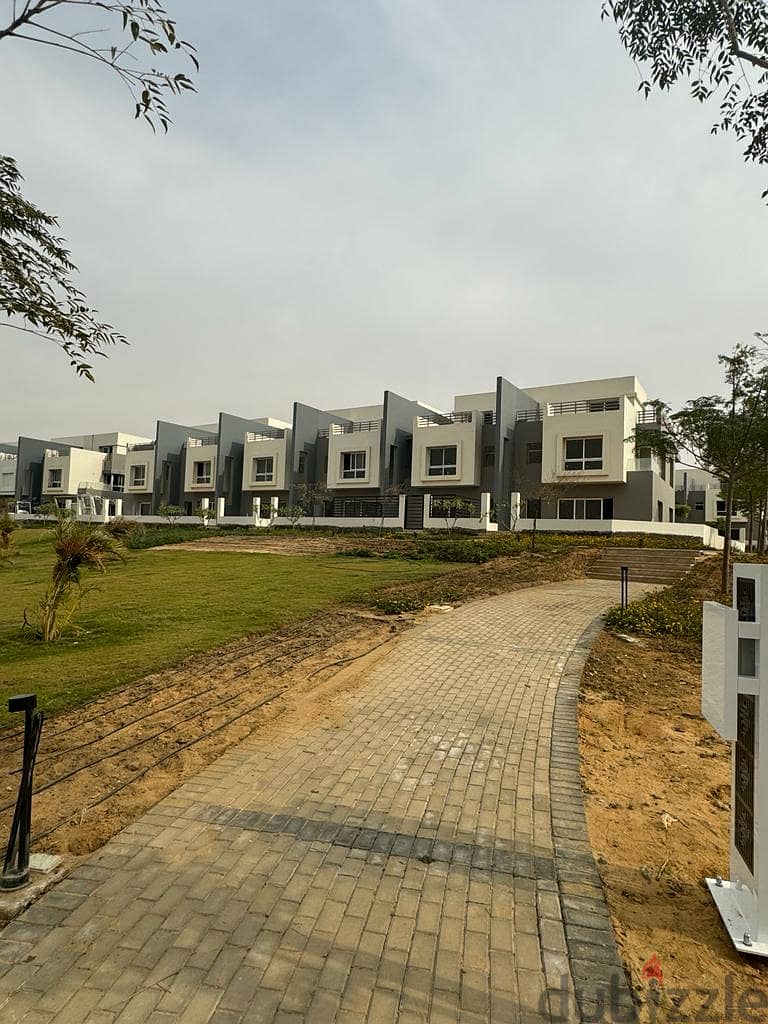 For sale, a distinctive townhouse  view landscaped, delivery  very soon, with  installments, at the lowest price in the market, in Hyde Park Compound 3