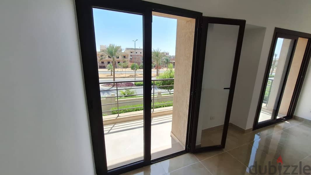 An apartment for rent in Al Marasem Compound with a distinctive view 1