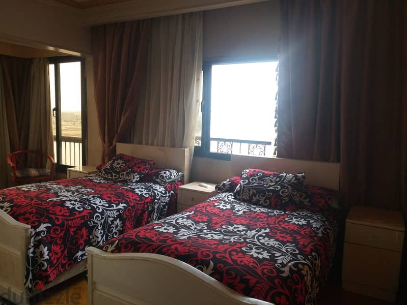 Apartment 135 meters with a view on the Nile for sale in Maadi Corniche, police buildings 24