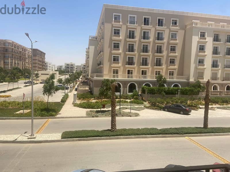 Apartment 155m with garden 60m  for sale  in Amazing Phase in Hyde Park, New Cairo, view landscape 2