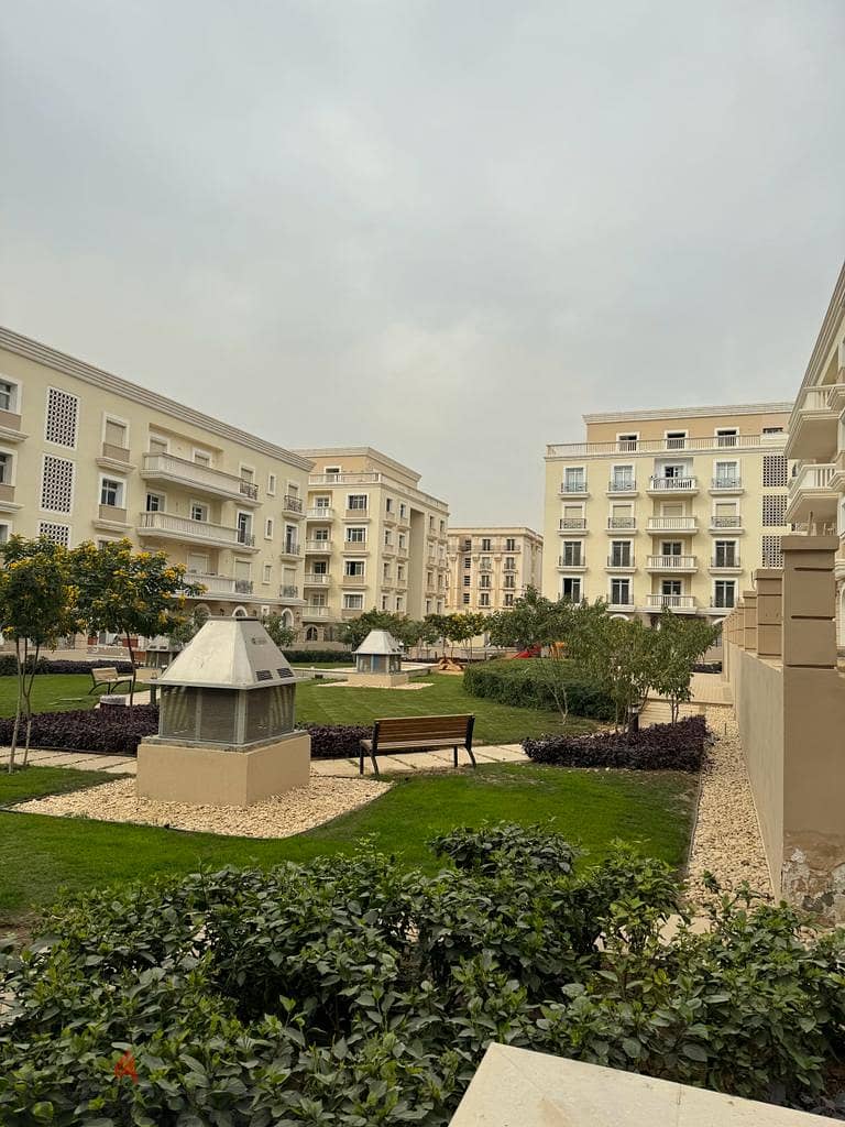 Apartment 155m with garden 60m  for sale  in Amazing Phase in Hyde Park, New Cairo, view landscape 6