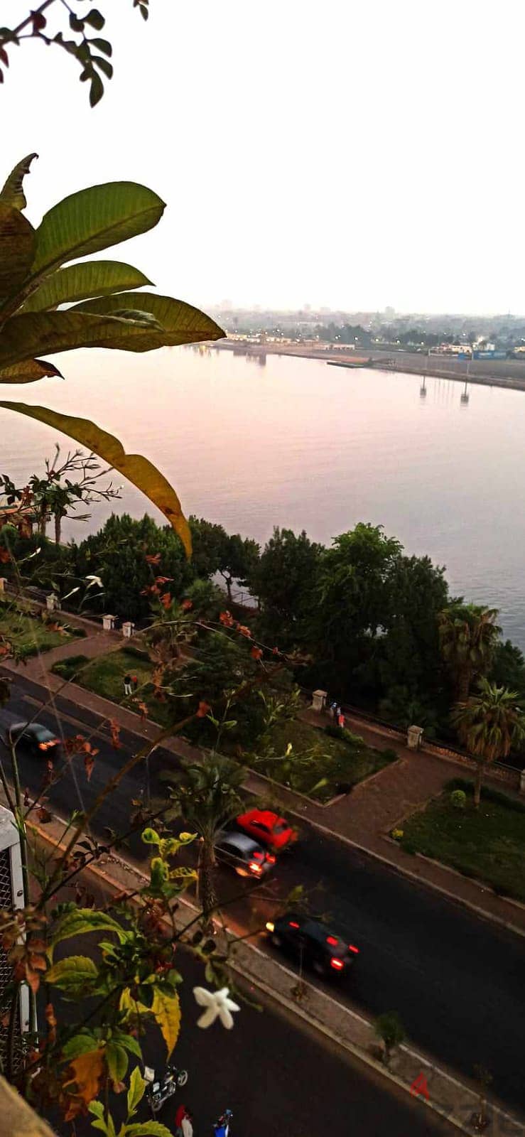 Apartment 135 meters with a view on the Nile for sale in Maadi Corniche, police buildings 33