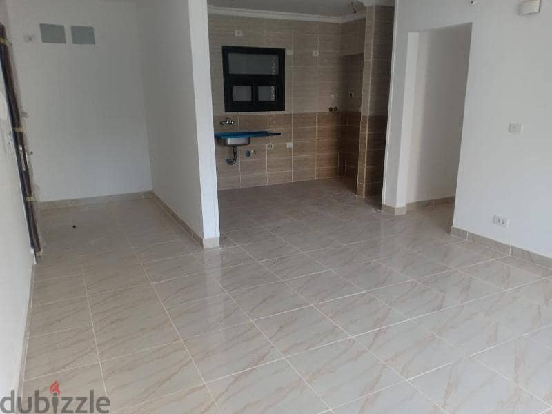 First occupancy apartment for rent in Madinaty, facing the services, 133 square meters 1