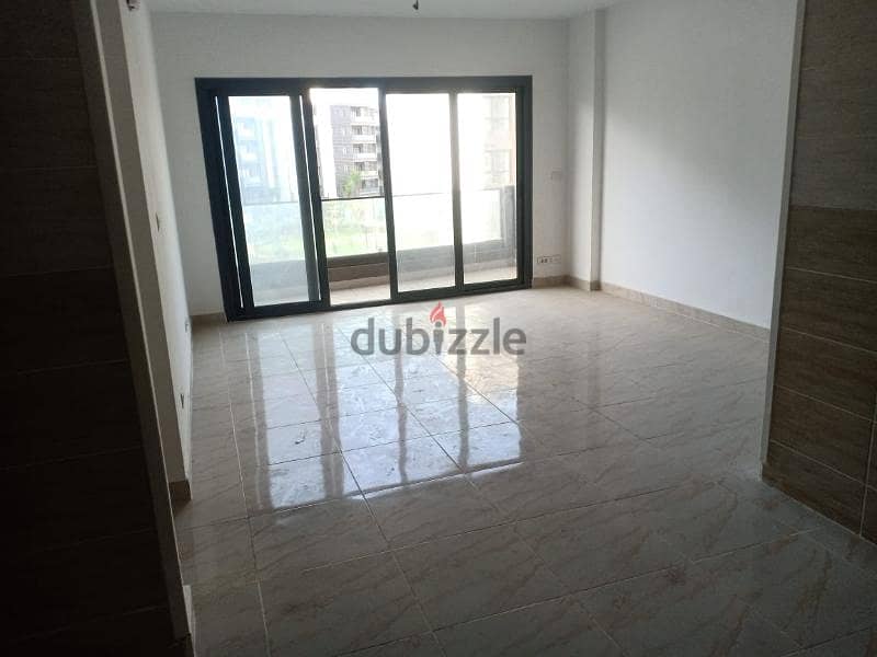 First occupancy apartment for rent in Madinaty, facing the services, 133 square meters 3