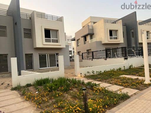 The lowest market price for a townhouse 247m middle  in Hyde Park, ready to move 6