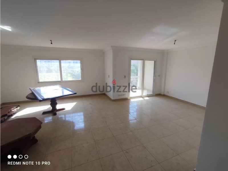 Apartment For sale 200m in B10 wide garden view 2