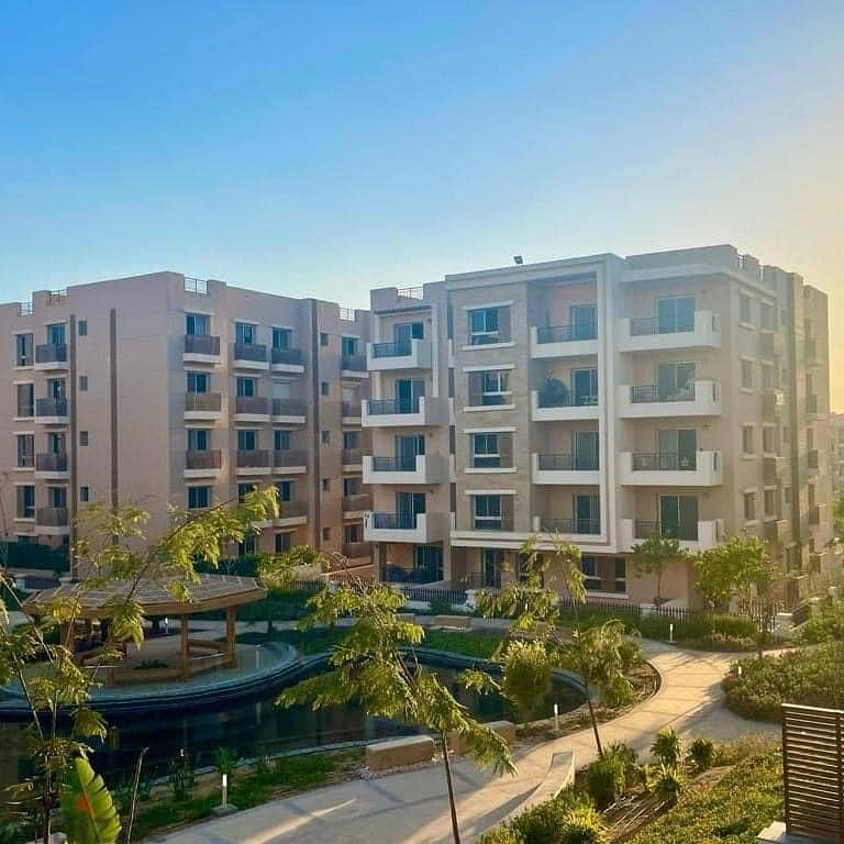 141 sqm apartment for sale, 42% discount for a limited time in the Fifth Settlement, directly on the Suez Road, Sarai Compound 4