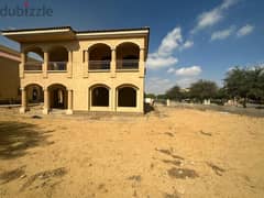 Villa for sale in Madinaty, overlooking the golf course, Model F, corner plot on two streets, with an area of 740 square meters. 0
