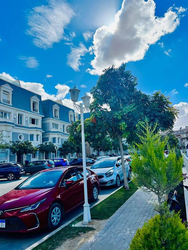Immediate receipt of a 199 sqm apartment for sale in the heart of the New Cairo Settlement in Mountain View Hyde Park, in installments over 7 years. 3