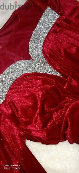 فستان سواريه قطيفه احمر 1