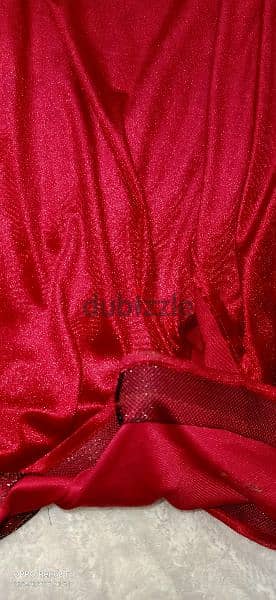 فستان سواريه قطيفه احمر 2