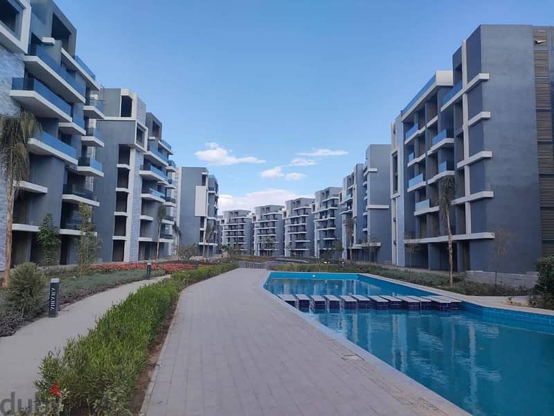 Apartment for sale with immediate receipt in Sun Capital Compound in October 4