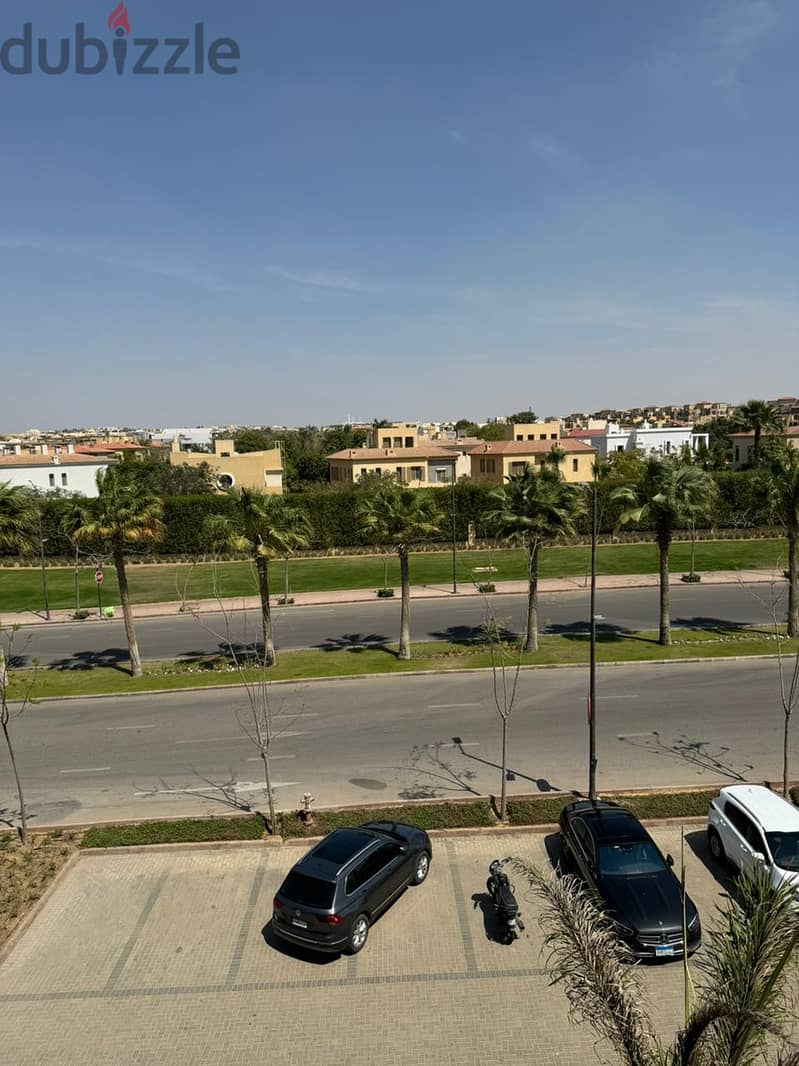 Fully finished apartment with air conditioning at an attractive price in Allegria, available for installment 5