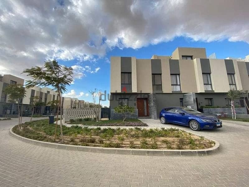 Townhouse villa for sale, 240 meters, ultra super luxury delivery, at the lowest price in Al Shorouk, Al Burouj Compound 0