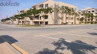 apartment for sale 198m 3 bed room 2bath room second floor in palm hills capital garden resale less than company price 0