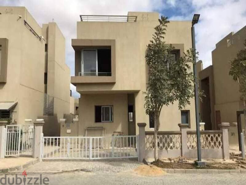 Town house middle for sale in  Golf extension - palm hills -  area : 271 14