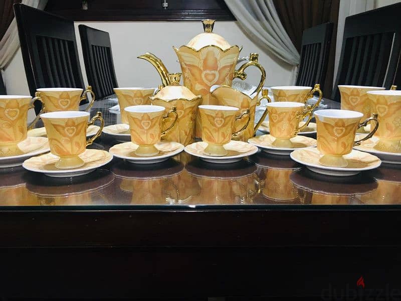 طقم شاي وجاتوه ذهبي تايواني لم يستخدم 0