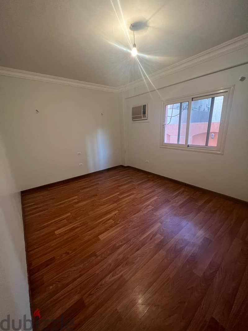Apartment for rent with kitchen, Al-Yasmine Settlement, near Sadat Axis, Mustafa Kamel Axis, and the 90th Super deluxe finishing HDF flooring Nautical 1