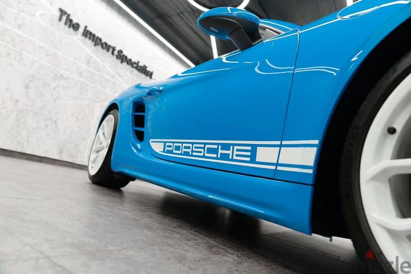 • Porsche 718 Boxster 2024 9