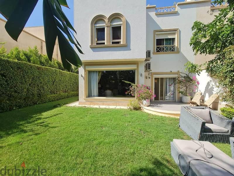 Villa for sale \\ 260 sqm 100 sqm garden \\ immediate delivery in the first settlement 3