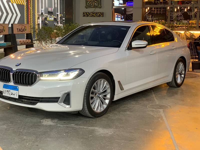 BMW 520i Luxury Line 2021 وكيل اعلي فئه متاح تقيسط 8