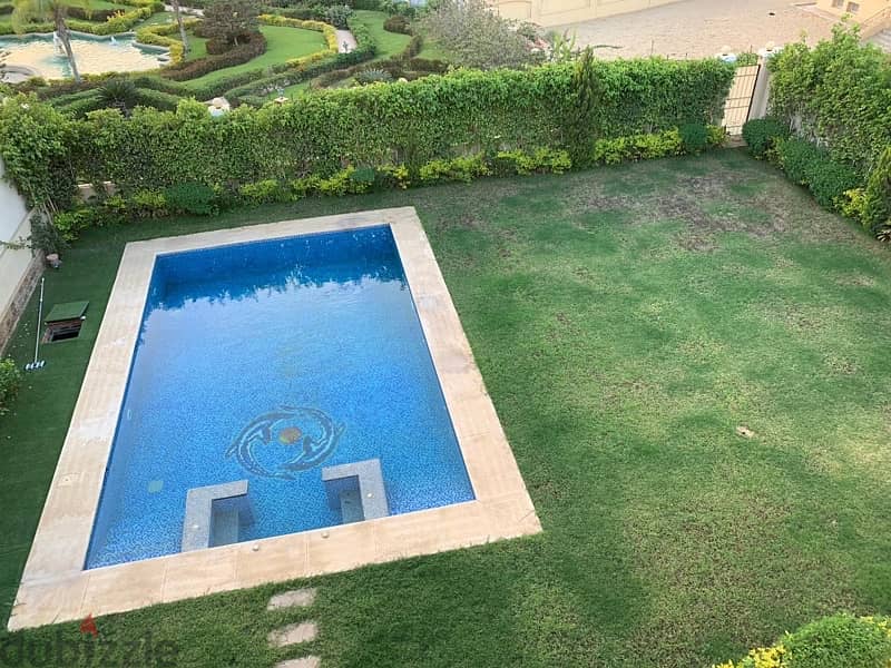 Ultra super luxury villa with swimming pool 3