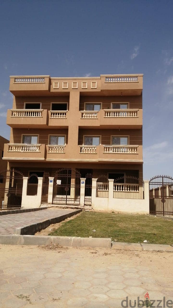 Front duplex, 330 m, in a villa, in the most prestigious neighborhoods in Shorouk, immediate receipt 1