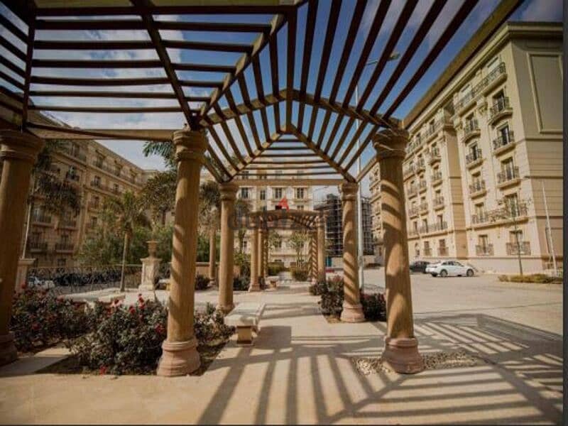 One-room apartment for sale in the heart of New Cairo, Hyde Park Compound, in installments over 8 years 3