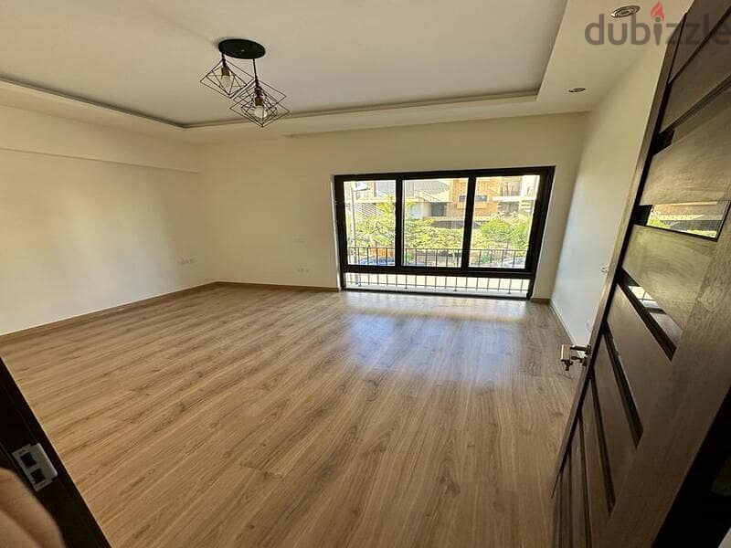 Townhouse for rent in Westown - Sodic First use  Area: 340m 6