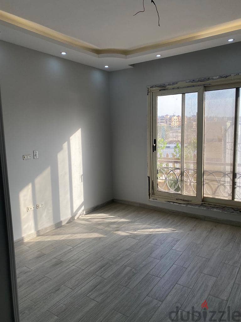 apartment for rent in compound elkhmayle grounf with garden 1