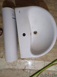 طقم حمام  حوض وقعده جداد ولم يستخدمو ا البيع لعدم الحاجه جريفينا 0