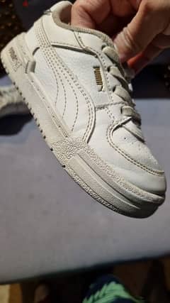 original Puma white shoe for kids