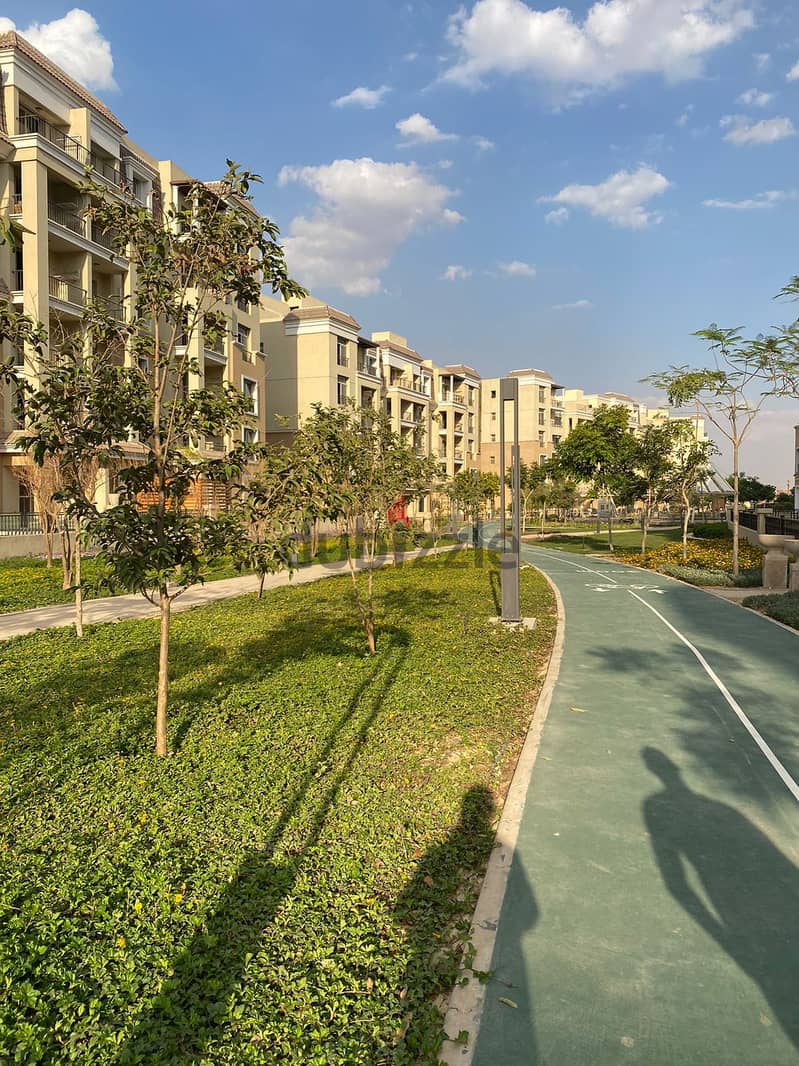 دوبلكس 202م مساحة واسعة ومميزة للبيع في كمبوند سراي Sarai بالقاهرة الجديدة على طريق السويس 10