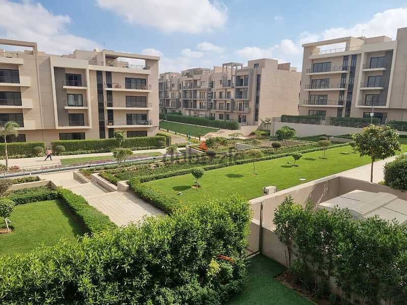 Apartment for immediate receipt, down payment + installments / Settlement - Fifth Square - New Cairo 7