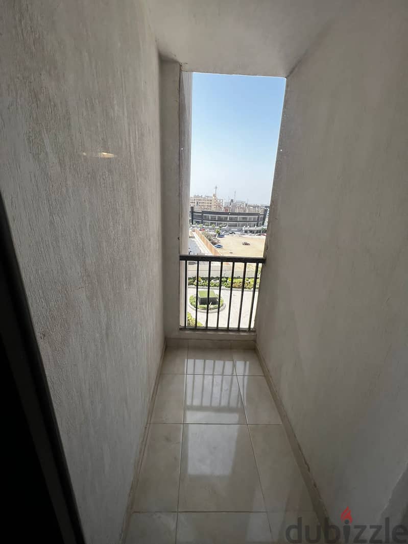 Fully furnished Duplex  with AC's & appliances for rent in very prime location New cairo 6