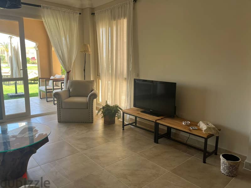 Fully furnished 2nd Row Twin house in La Vista Bay with a sea view 3