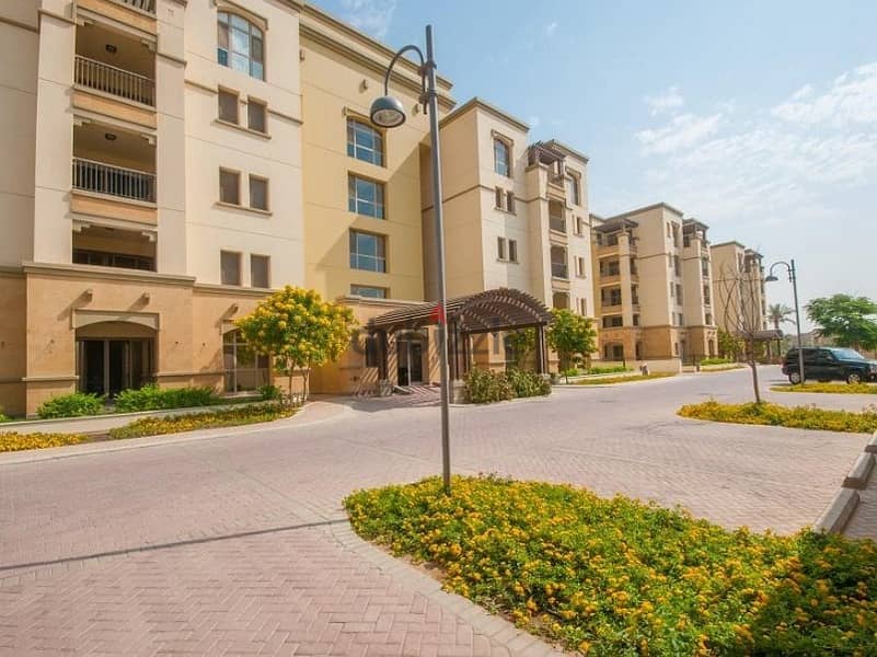 Ready to Move Fully Finished Apartment for Sale with Down Payment and Installments over 4 Years in Golf Vistas in Uptown Cairo 6