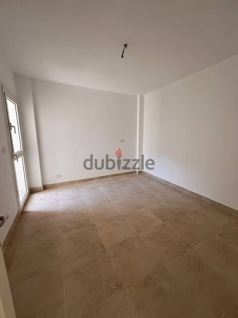Apartment For sale 85m in B112wide garden view 3