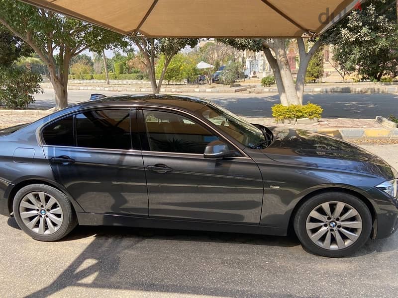 BMW 318 2018 Luxury 12
