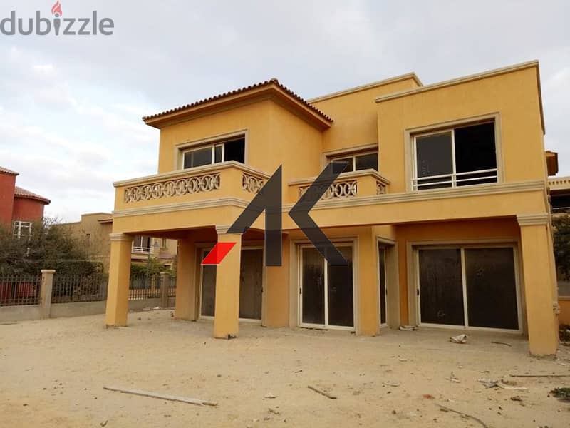 Prime Location - Stand Alone L1200m. For sale in Paradise 9