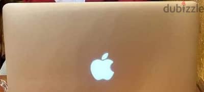MacBook Air 13 inch 2015 - Core i5 - 128GB معاه العلبة والفاتورة