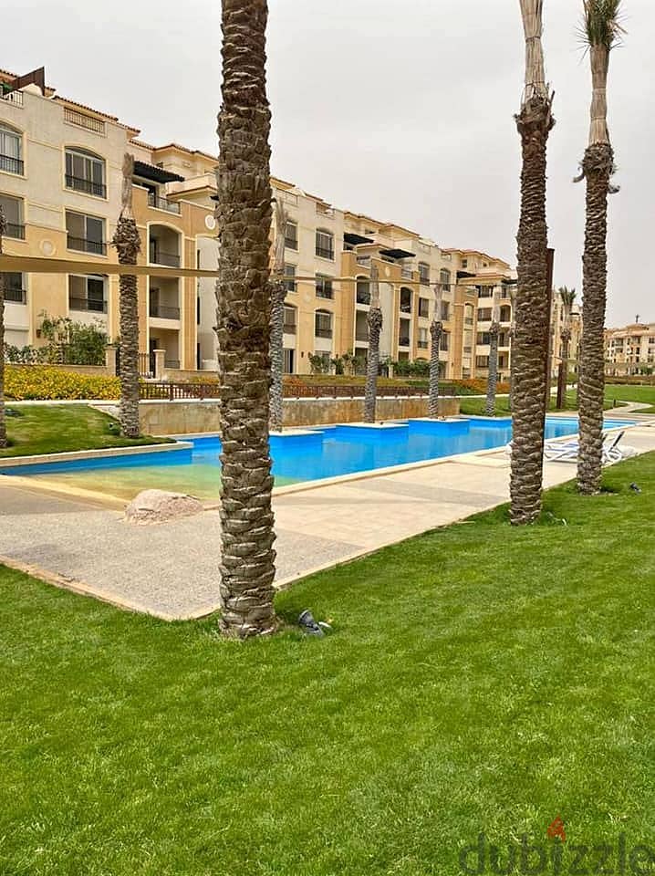 شقة ارضي + حديقة خاصة ( 3 غرف ) بمقدم 796 الف بجوار مدينتى القاهرة الجديدة 3