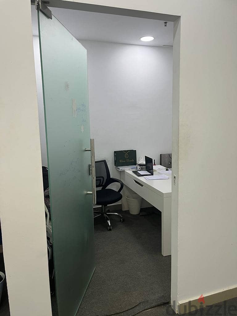 Office for rent 220 M in a prime location - second No. on North 90th 5