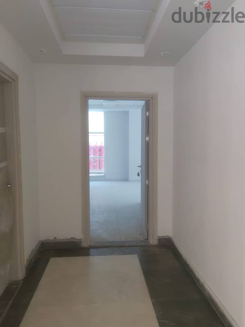 Office for rent 110m in North 90th, 5th Settlement / مكتب إداراي للإيجار علي التسعين الشمالي 6