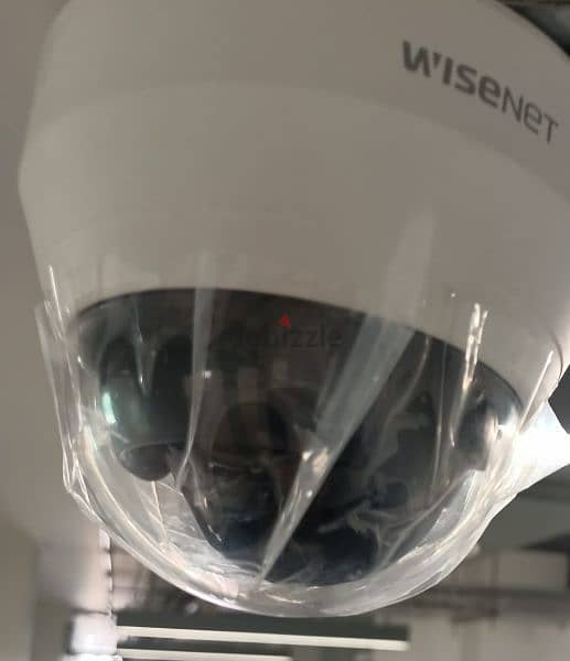 كاميرة مراقبة   wisenet رؤية ليلية تحكم عن بعد دقة عالية 4