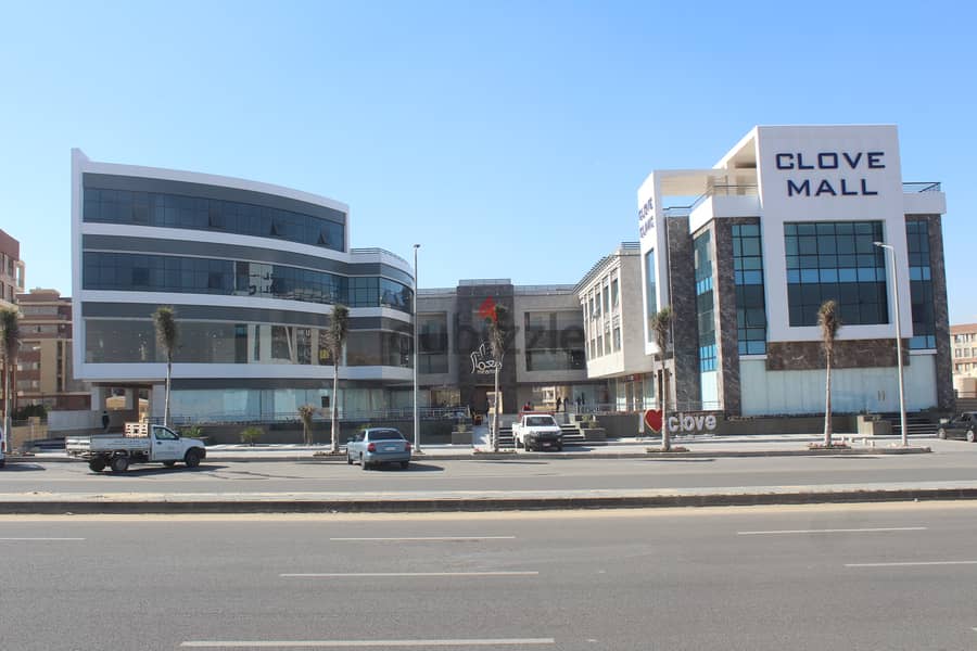 clove mall el koronfel new cairo محل للبيع 51 متر استلام فوري منطقة القرنفل التجمع الخامس 3